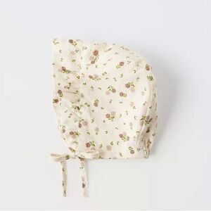 Zara baby floral bonnet 6-12 months.